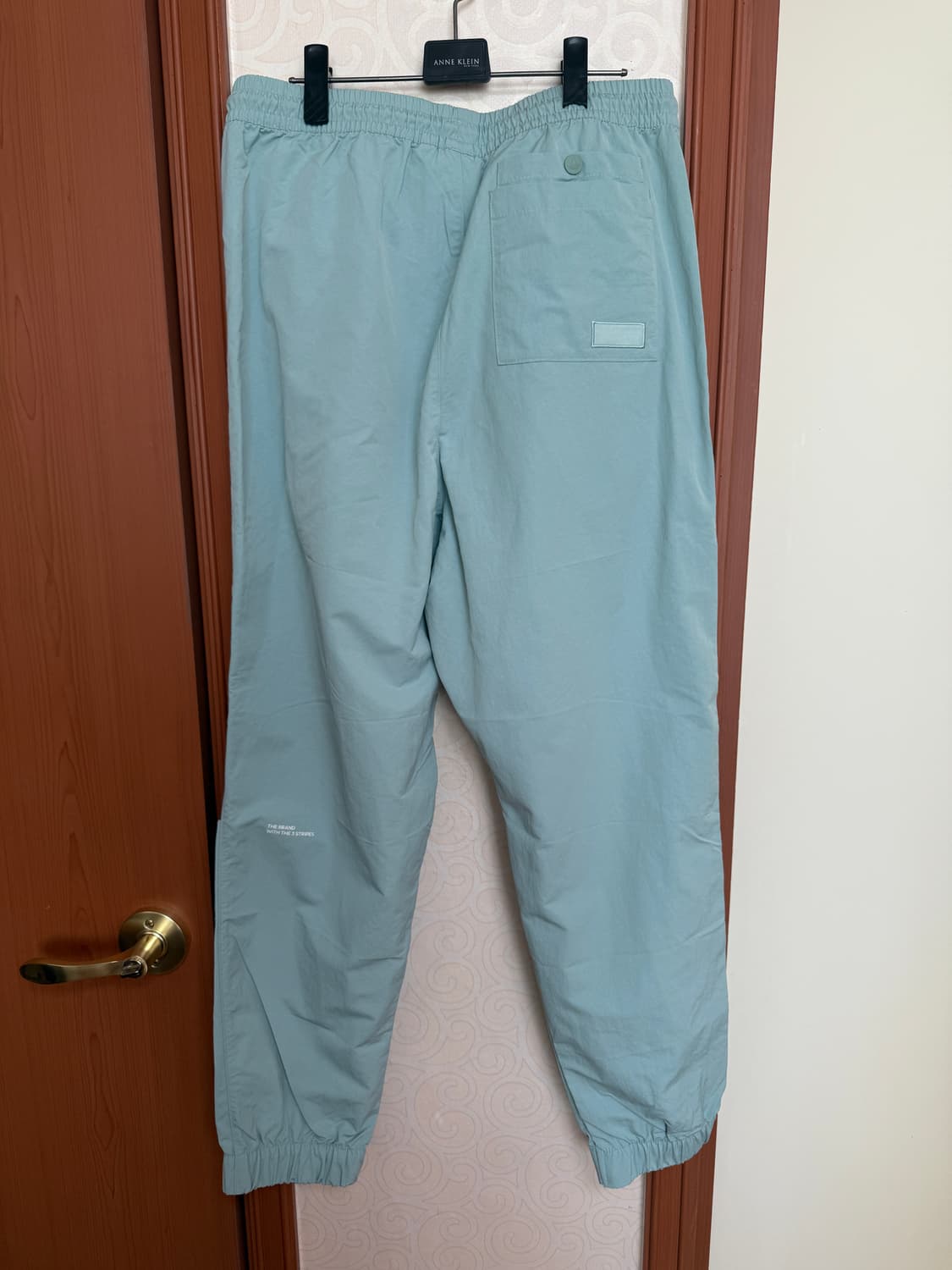 아디다스 아디컬러 트랙팬츠 스카이블루 상품이미지5