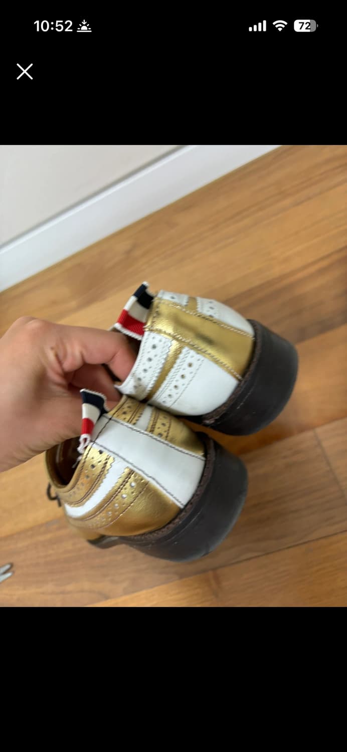 톰브라운 메탈릭 골드 화이트 윙팁 상품이미지5