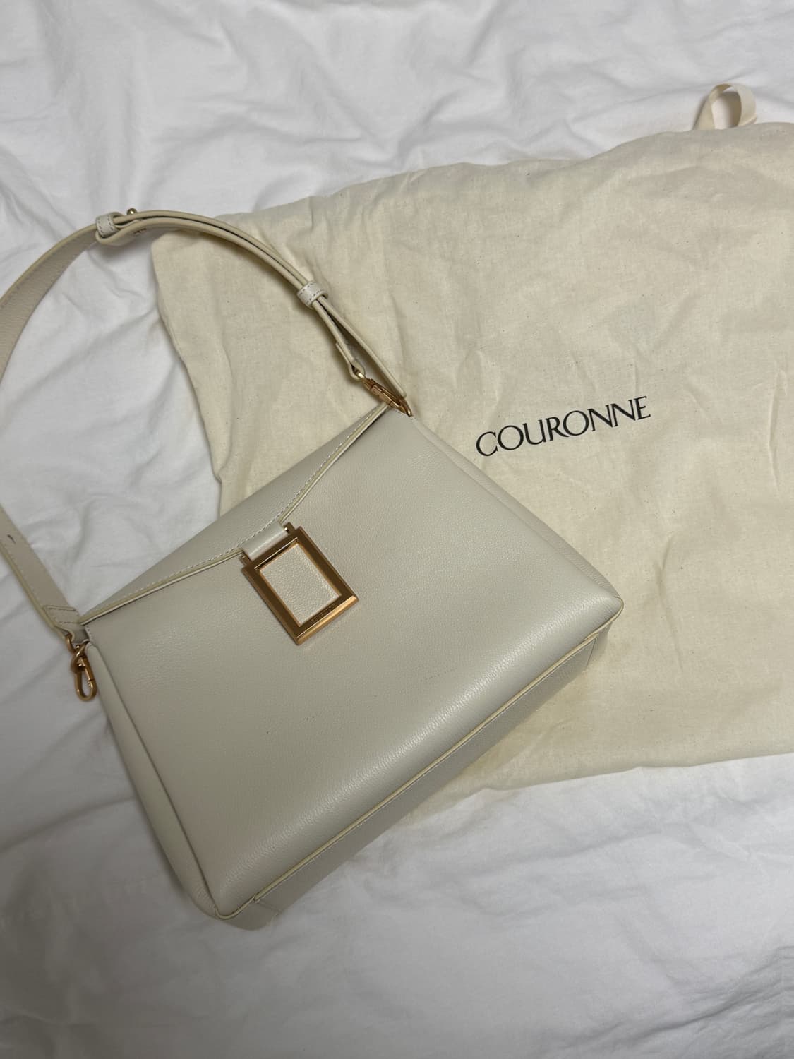 문가영 쿠론 백 상품이미지2