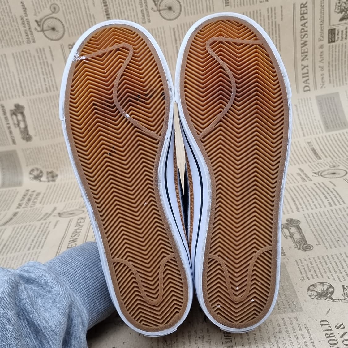 나이키 코트레거쉬 스니커즈 250 상품이미지3