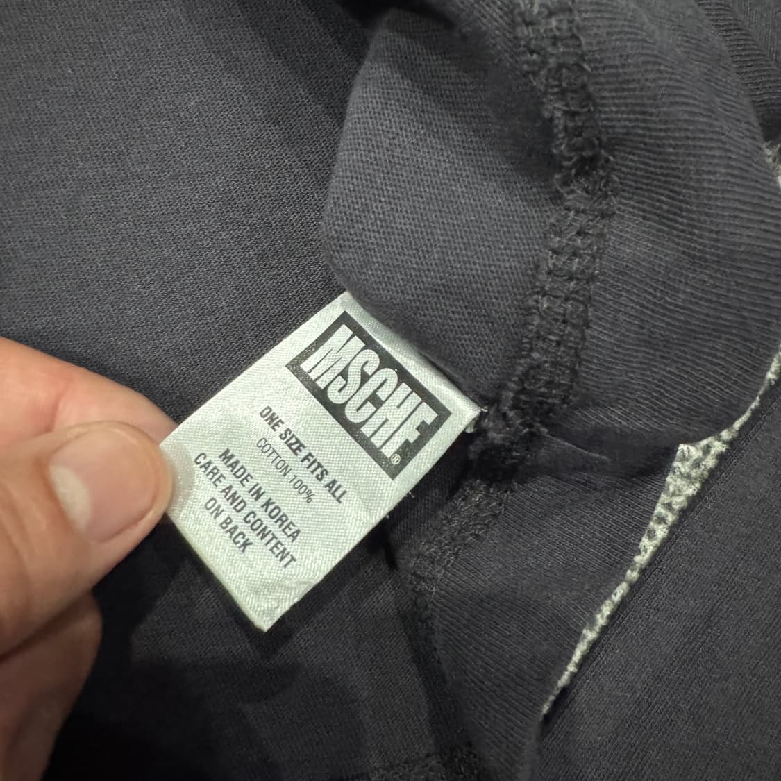 MSCHF 크롭 긴팔 티셔츠 상품이미지4