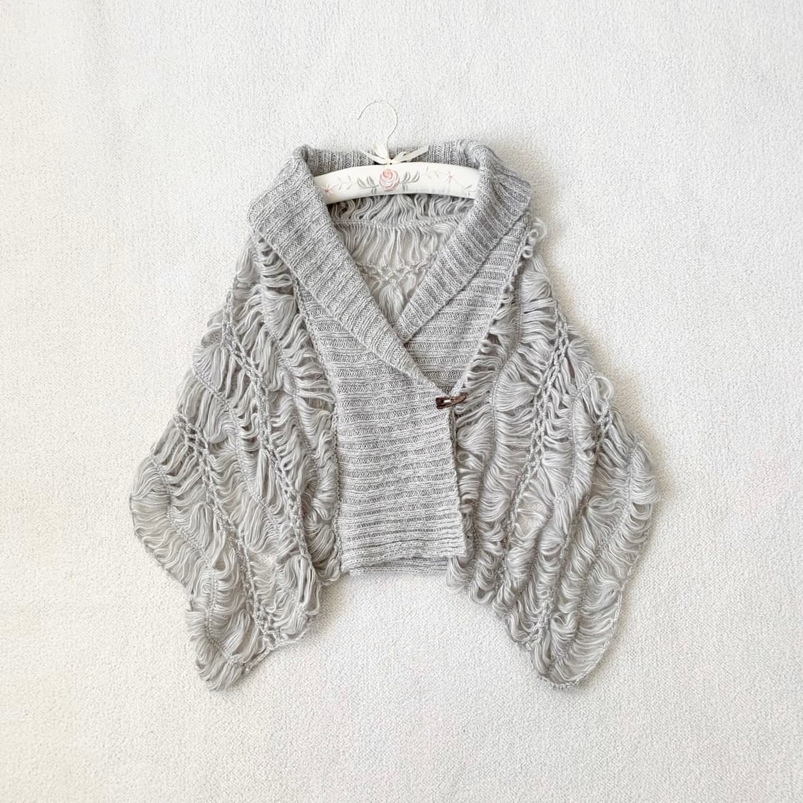 연그레이 그물 숄 가디건 상품이미지1