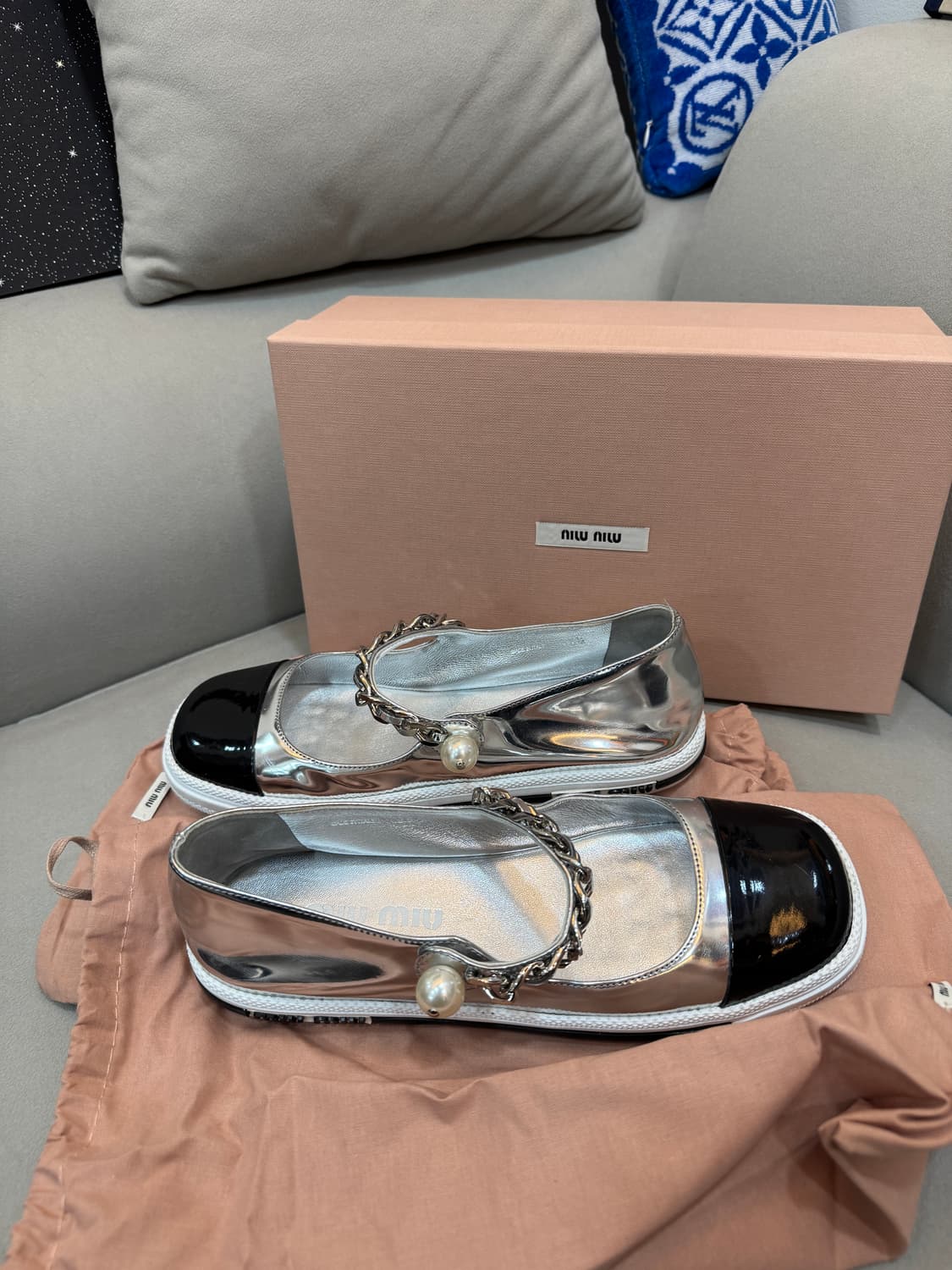 미우미우 발레리나 플랫슈즈 36.5사이즈  상품이미지1