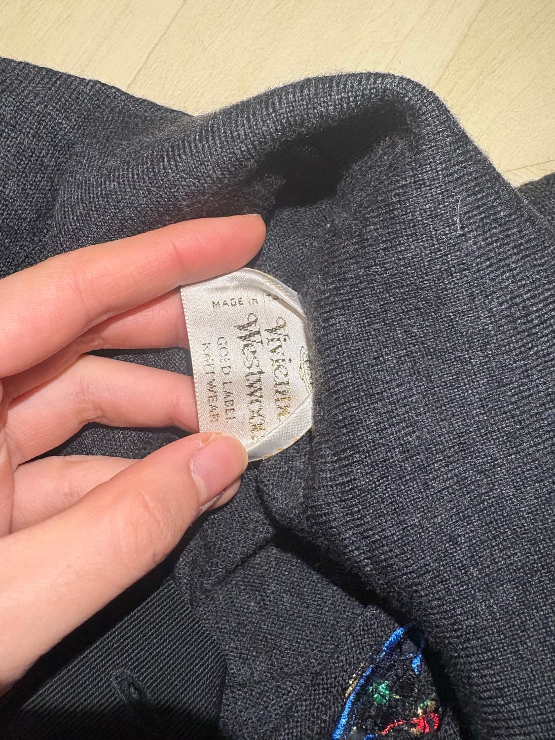 비비안웨스트우드 니트 상품이미지5