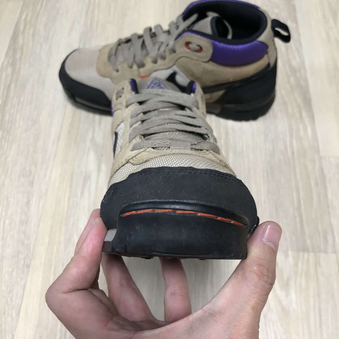 (260) 00's 나이키 NIKE ACG 파이로 클라스트 미드 베이지 상품이미지2