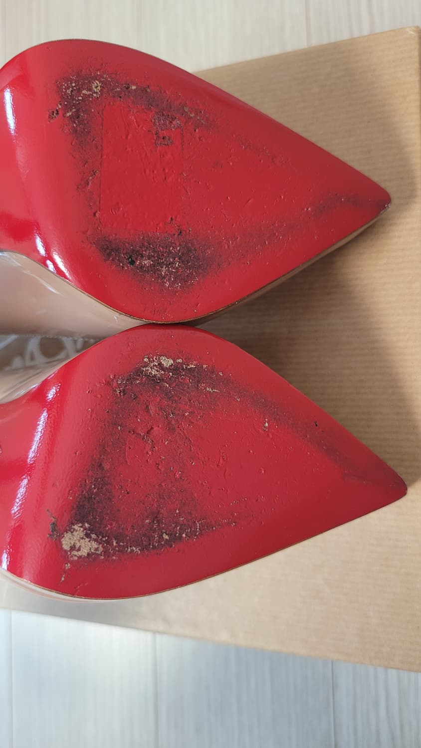 크리스찬 루부탱 피갈플라토120 36사이즈 판매합니다. 상품이미지7