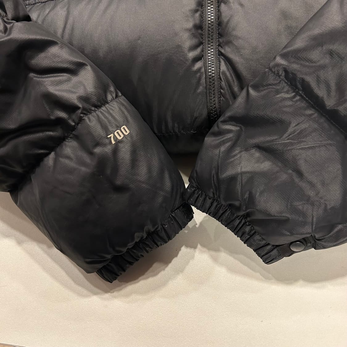 [100] 노스페이스 700 눕시 패딩 블랙 상품이미지10