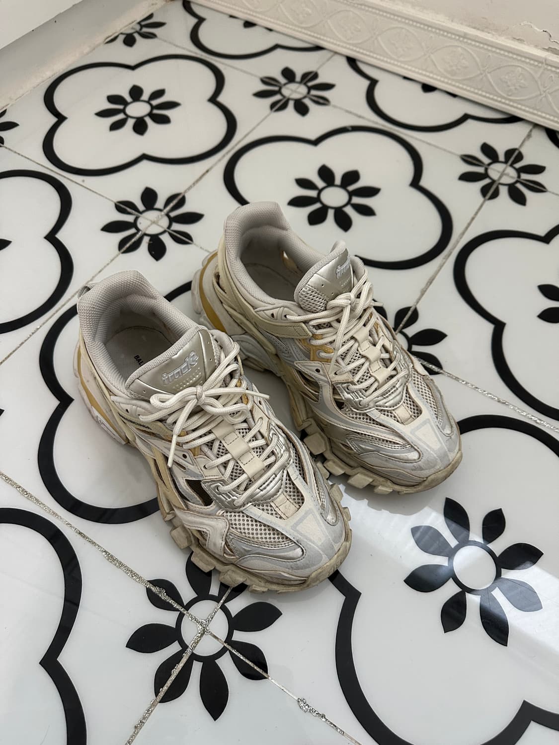 발렌시아가 트랙2 40사이즈 상품이미지1