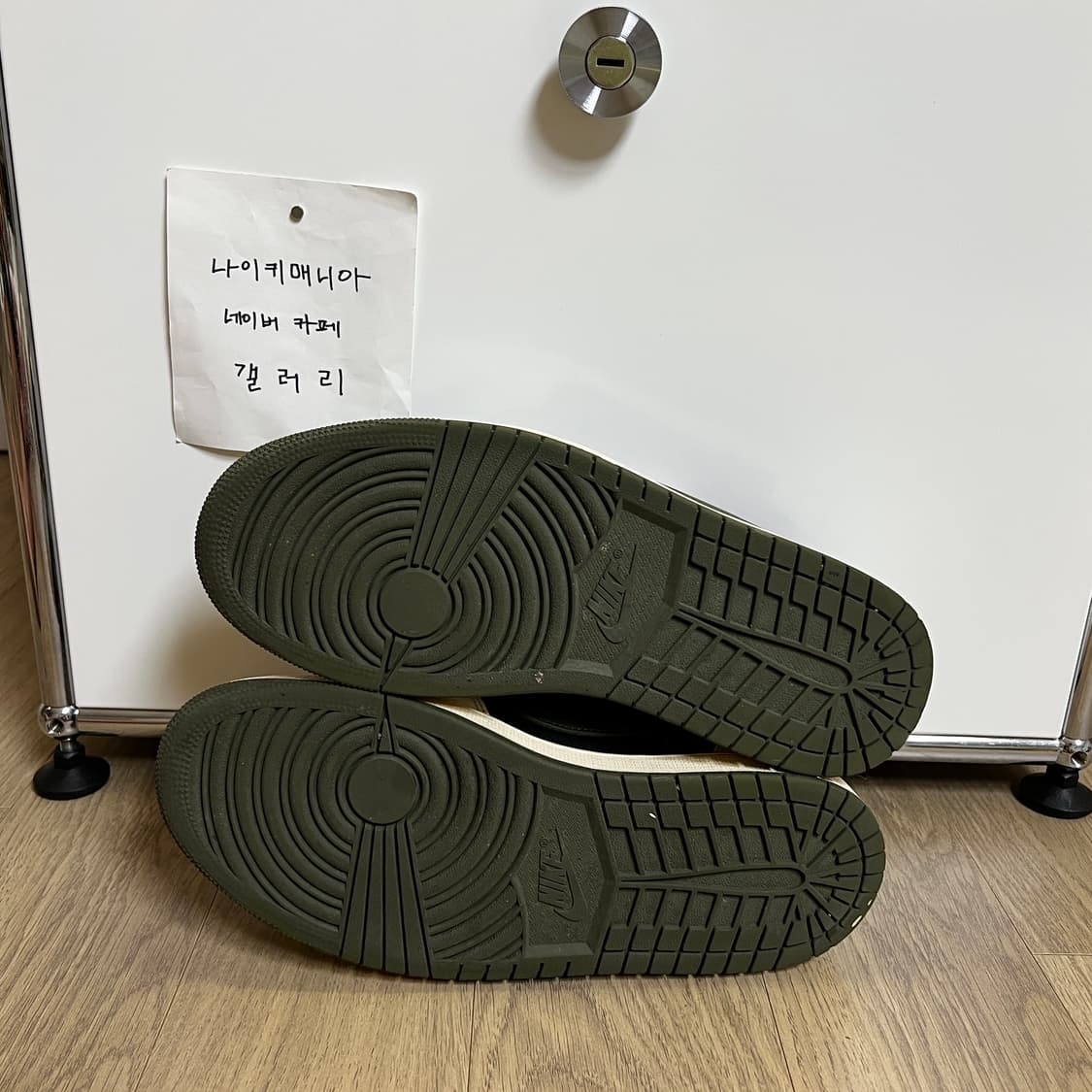 [275] 조던 1 × 트래비스 스캇 레트로 로우 OG SP 미디움 올리 상품이미지10