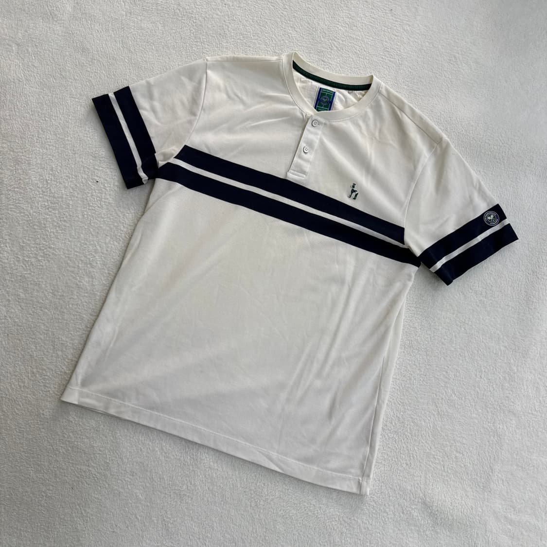 100 헤지스 배색 헨리넥 반팔 티셔츠 0326T 상품이미지1