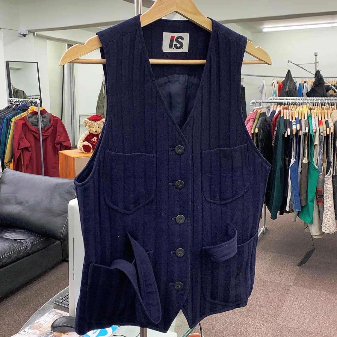 이세이미야케 네이비 벨티드 스트라이프 베스트 상품이미지1