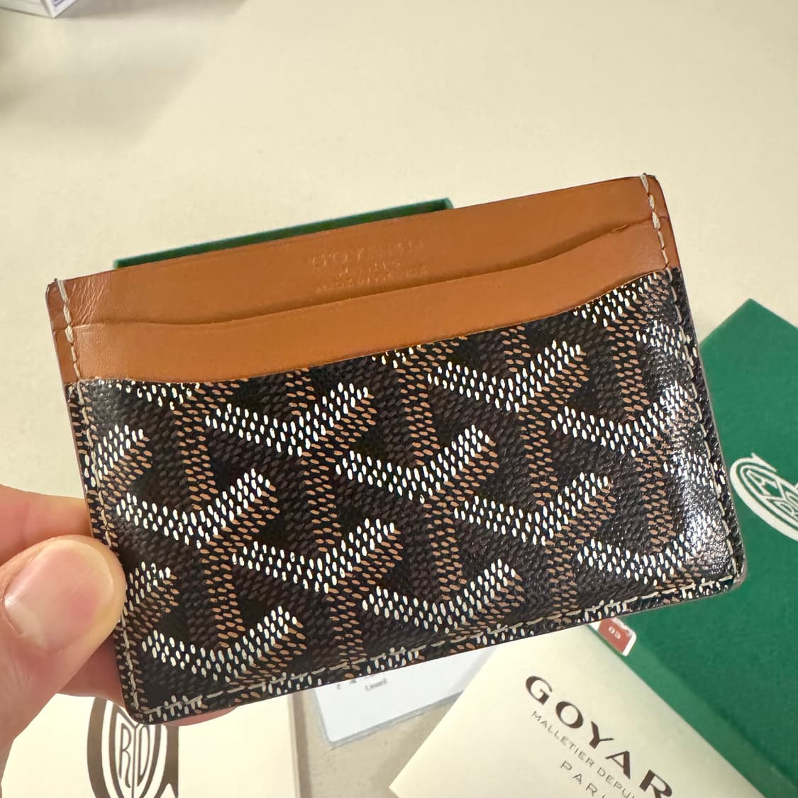 고야드 생쉴피스 카드지갑 블랙탄 갤러리아구매 풀구성 상품이미지2
