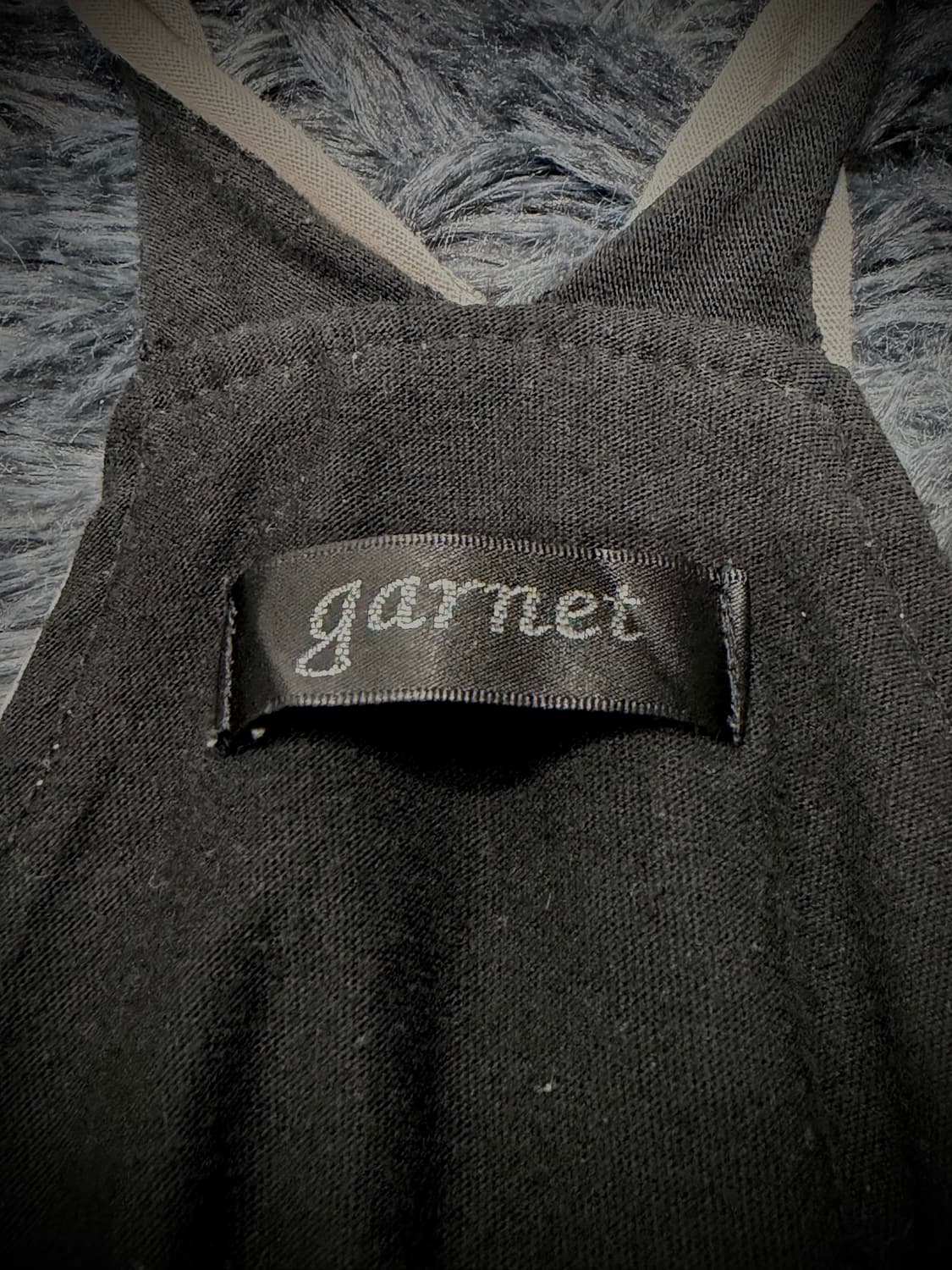 garnet 레터링 패치 디테일 롱 슬리브리스 상품이미지9