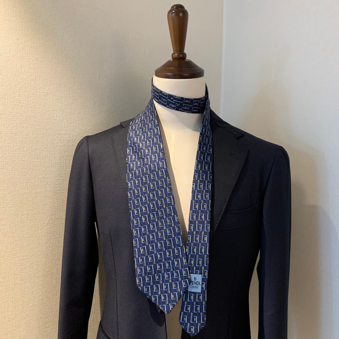 펜디(FENDI) FF모노그램 명품넥타이 이태리 100실크 A+등급 상품이미지1