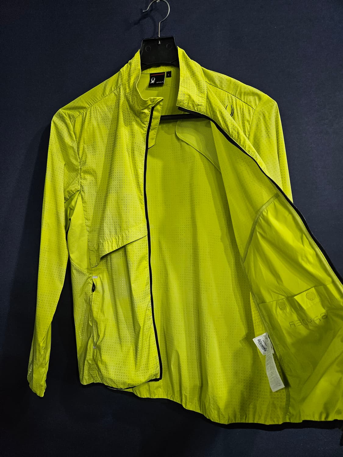 스파이더 야광컬러 남성 슬림핏 100 바람막이  상품이미지8