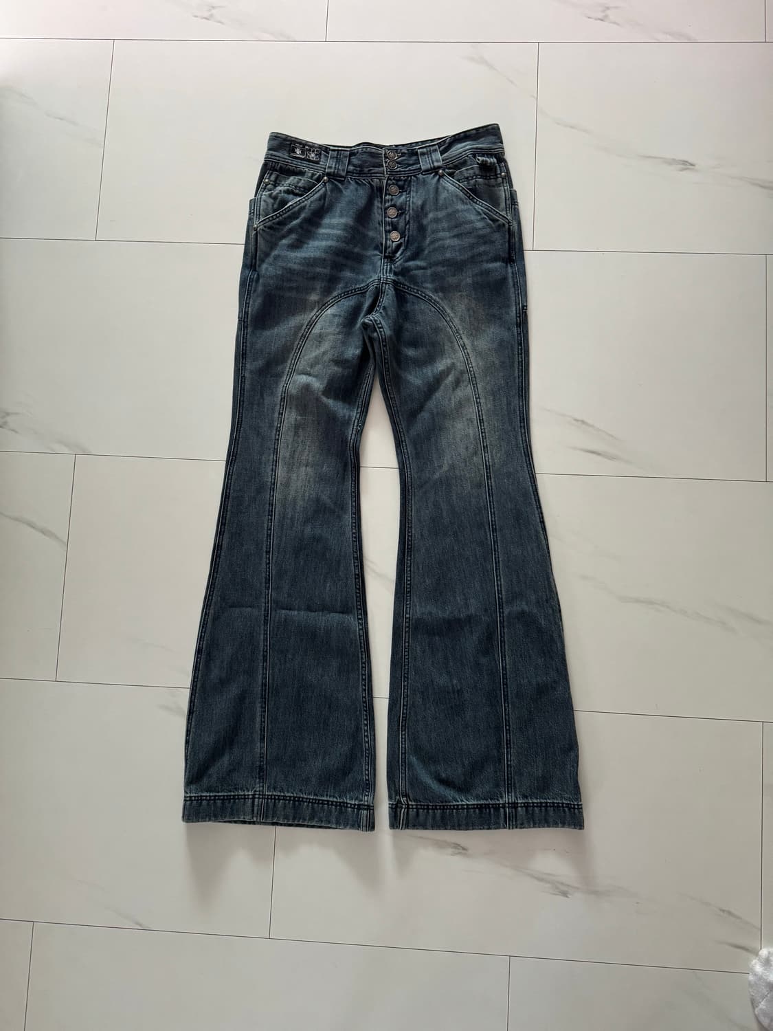 [L] 오퍼스0012 HAZE FLARE DENIM PANTS INDIG 상품이미지1