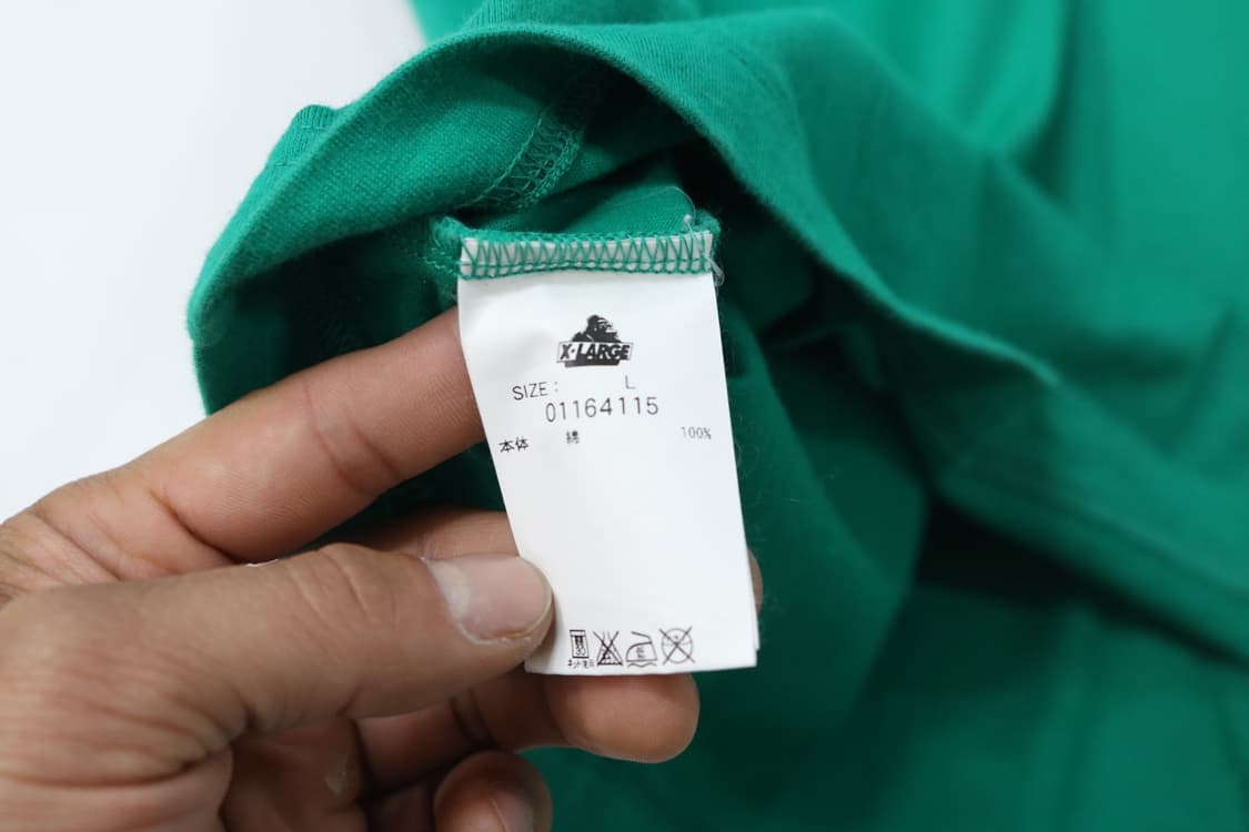 엑스라지 비비드 그린 핑크 메탈릭 로고 반팔 티셔츠 (L) 상품이미지9