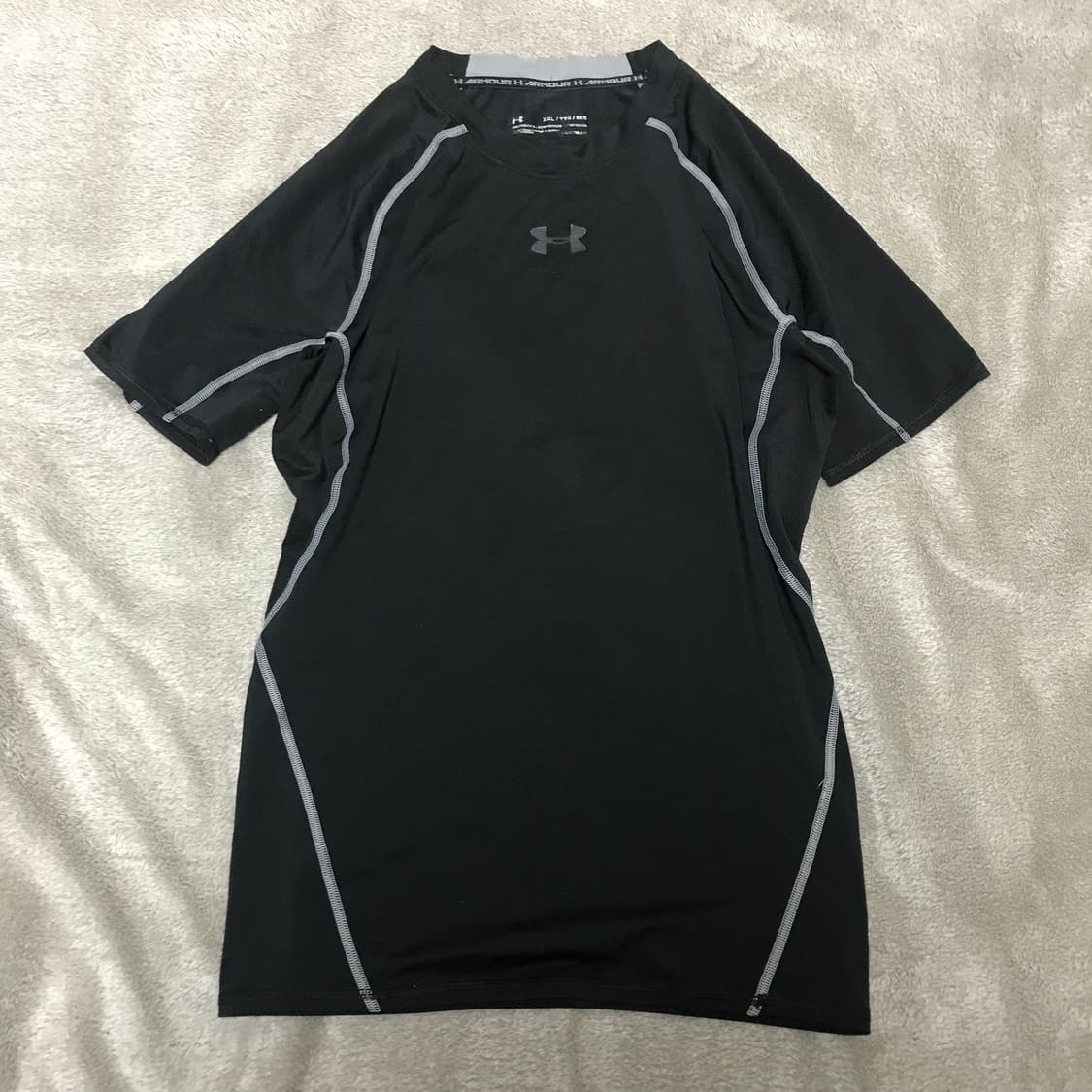언더아머 컴프레션 기능성 반팔 티셔츠 XXL 상품이미지1
