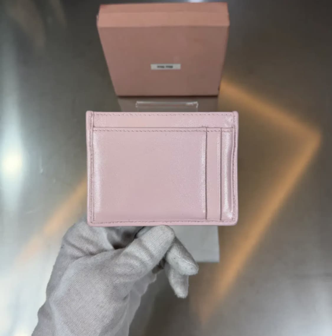 MIU MIU 마테라쎄 금장 나파 레더 카드지갑 핑크 OS 상품이미지4