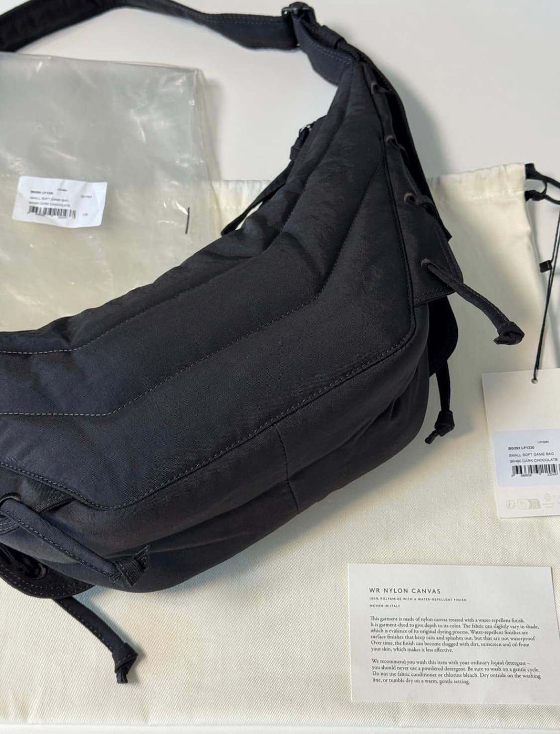 르메르 소프트게임백 스몰 다크초코 상품이미지3