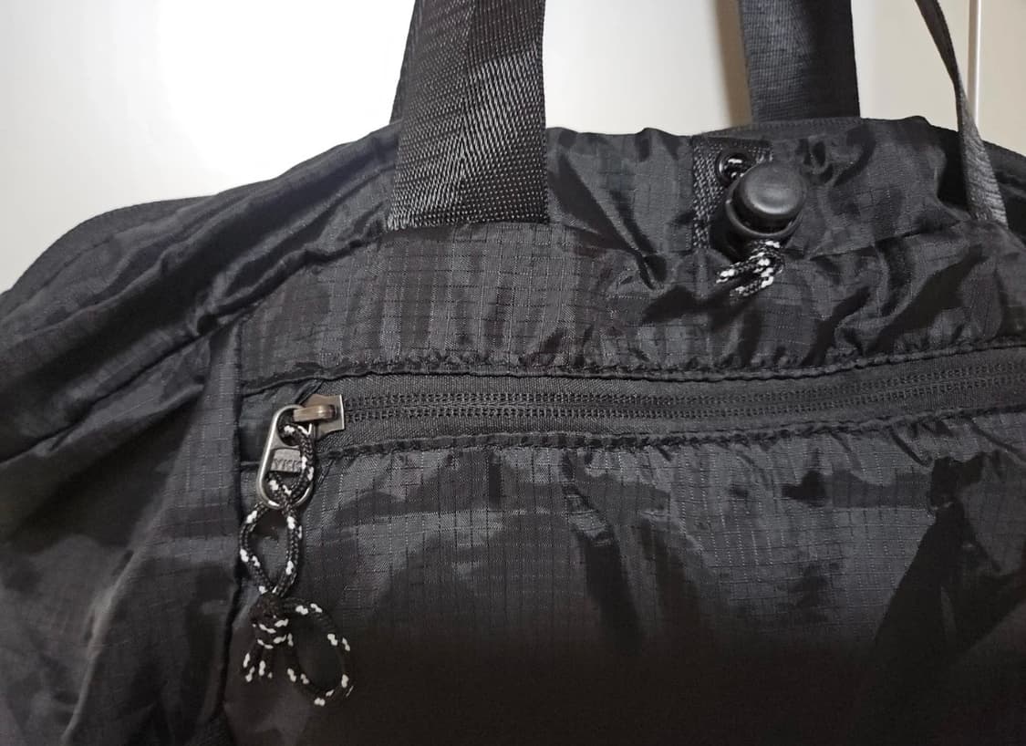 파타고니아 울트라라이트 블랙 홀 토트 팩 백팩 27L 상품이미지2