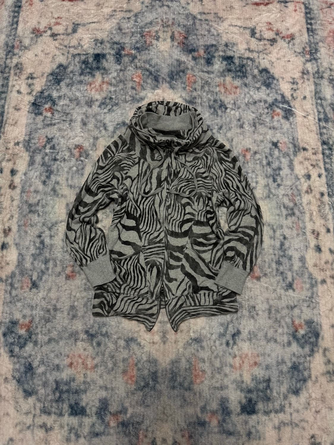 Heaven and earth bono neck zebra zip up 상품이미지2