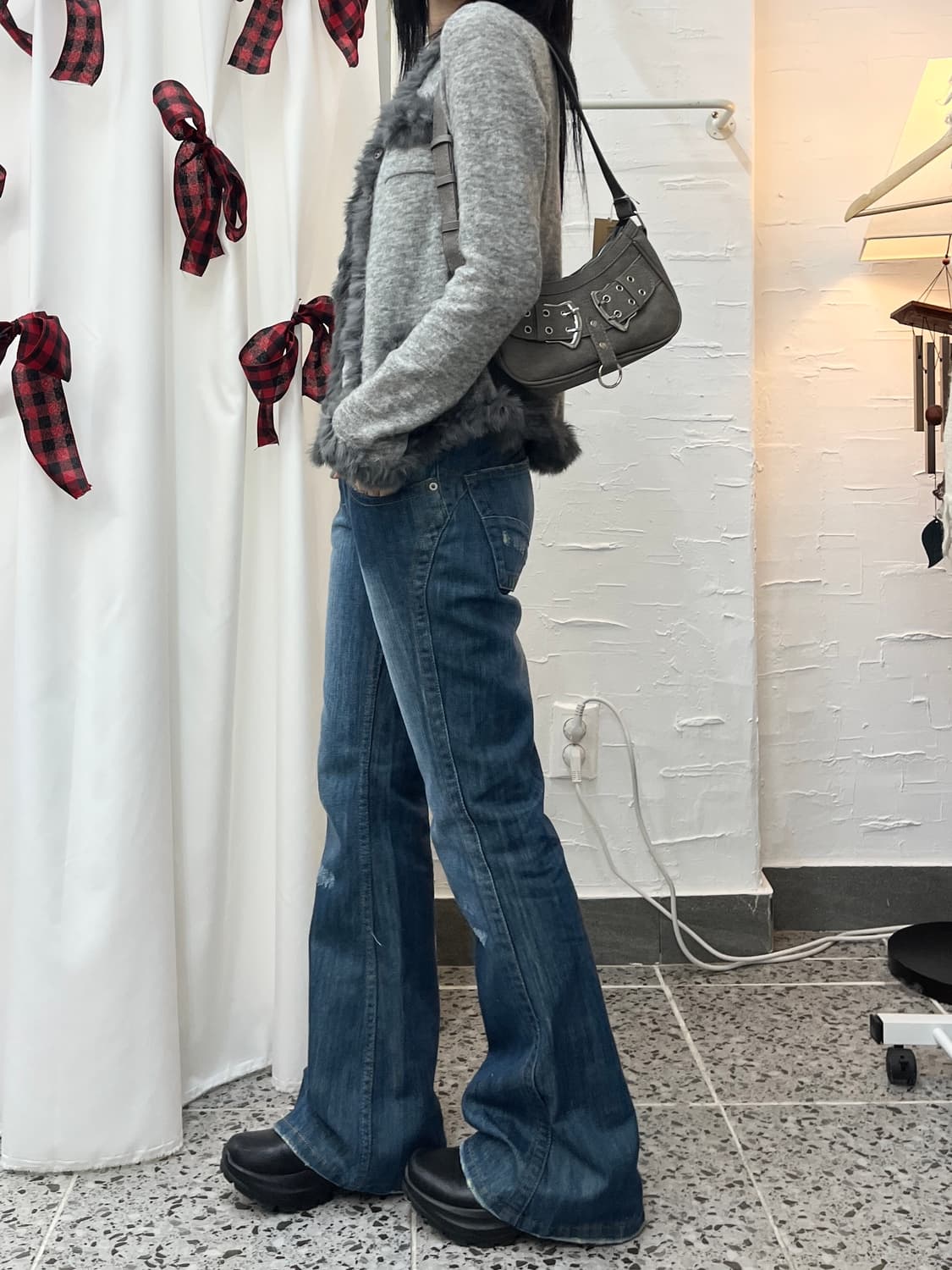 Furry edge grey cardigan 상품이미지4