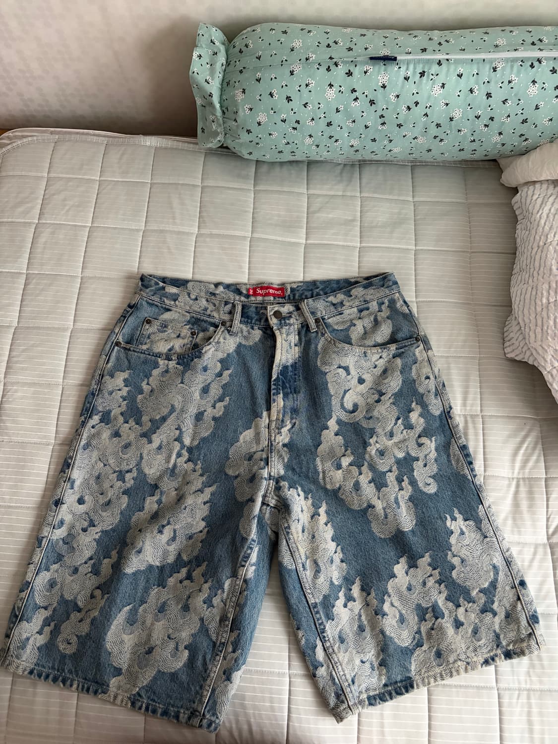 슈프림 자카드 버뮤다 팬츠 상품이미지1