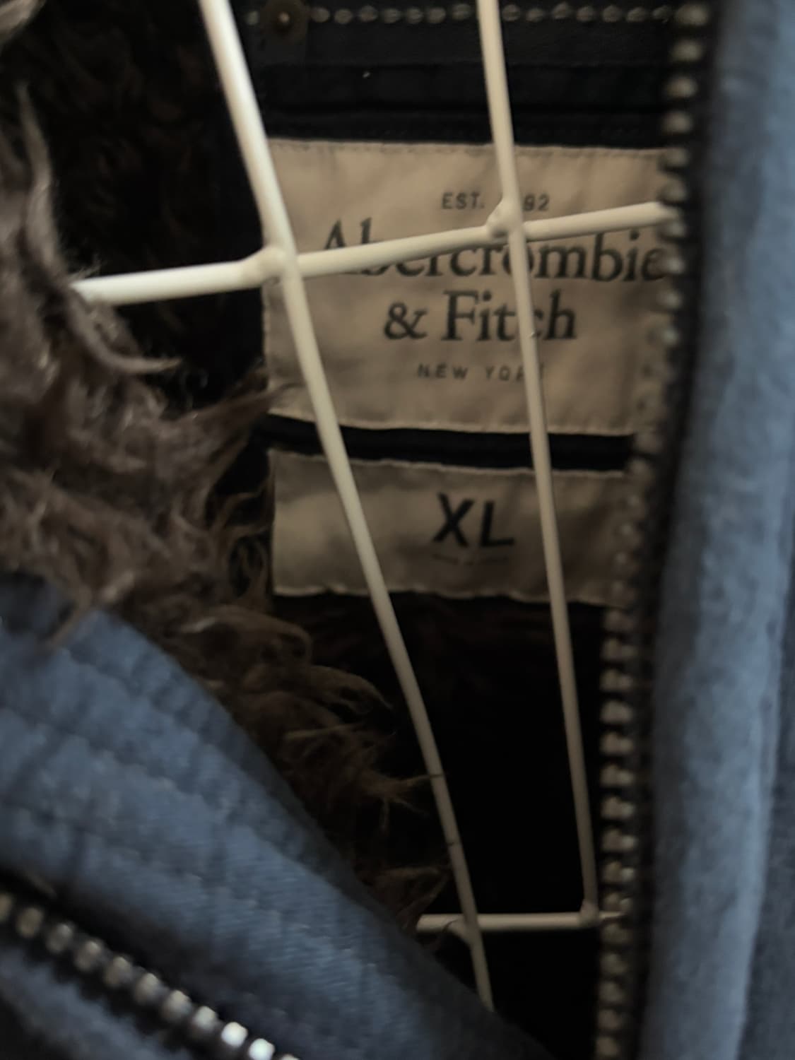 • Abercrombie Navy Wolf fur Hoodie zip-u 상품이미지9