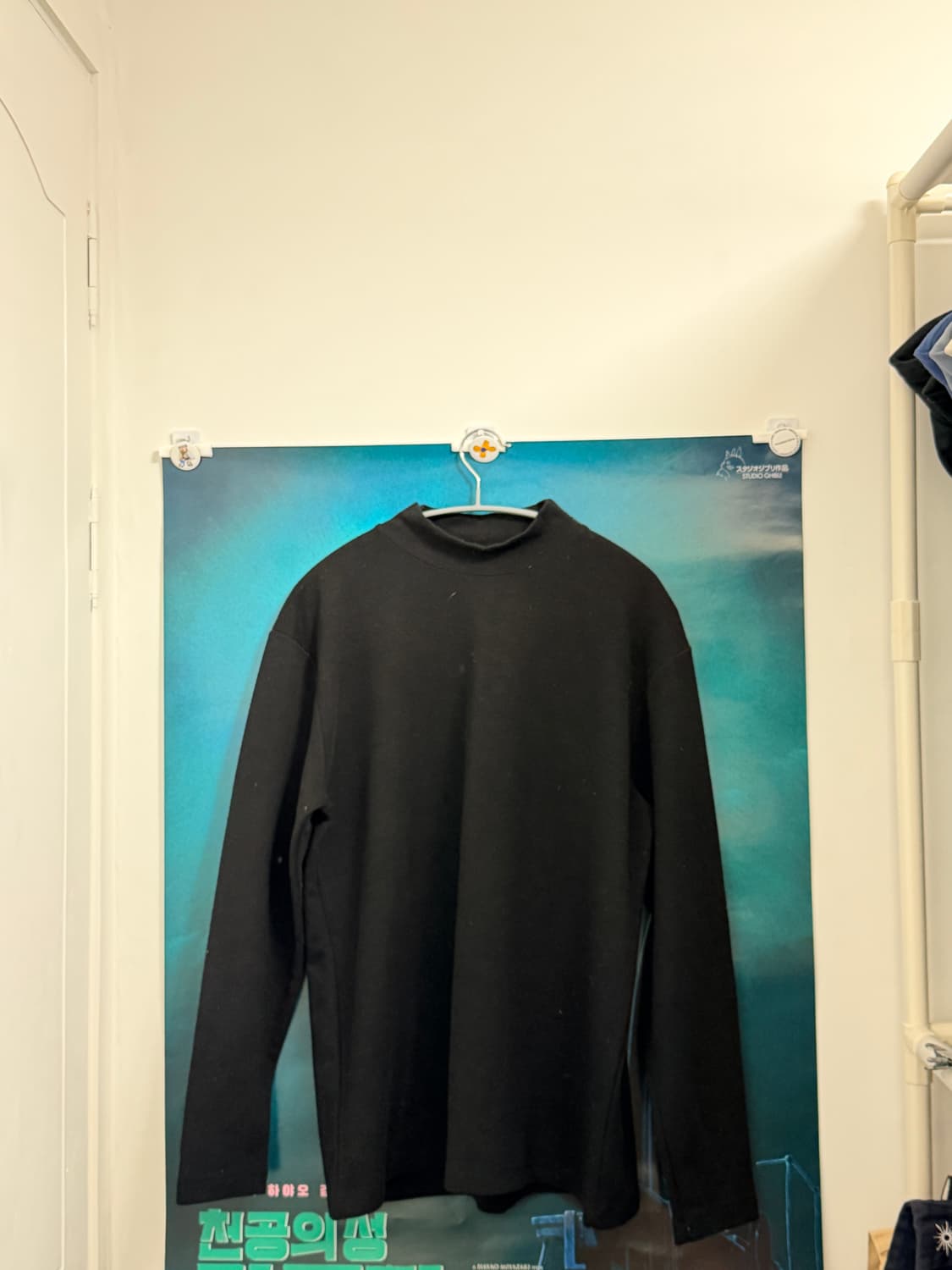 수아레 / 수아레 터틀넥 니트 / 1+1으로 드립니다( 블랙&화이트) 상품이미지2