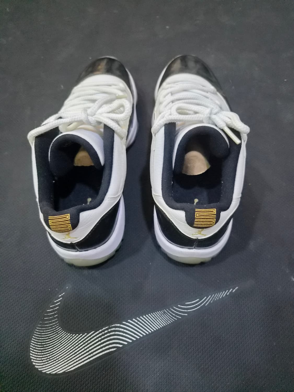 나이키 에어 조던 11 레트로 콩코드 로우(260) 상품이미지2