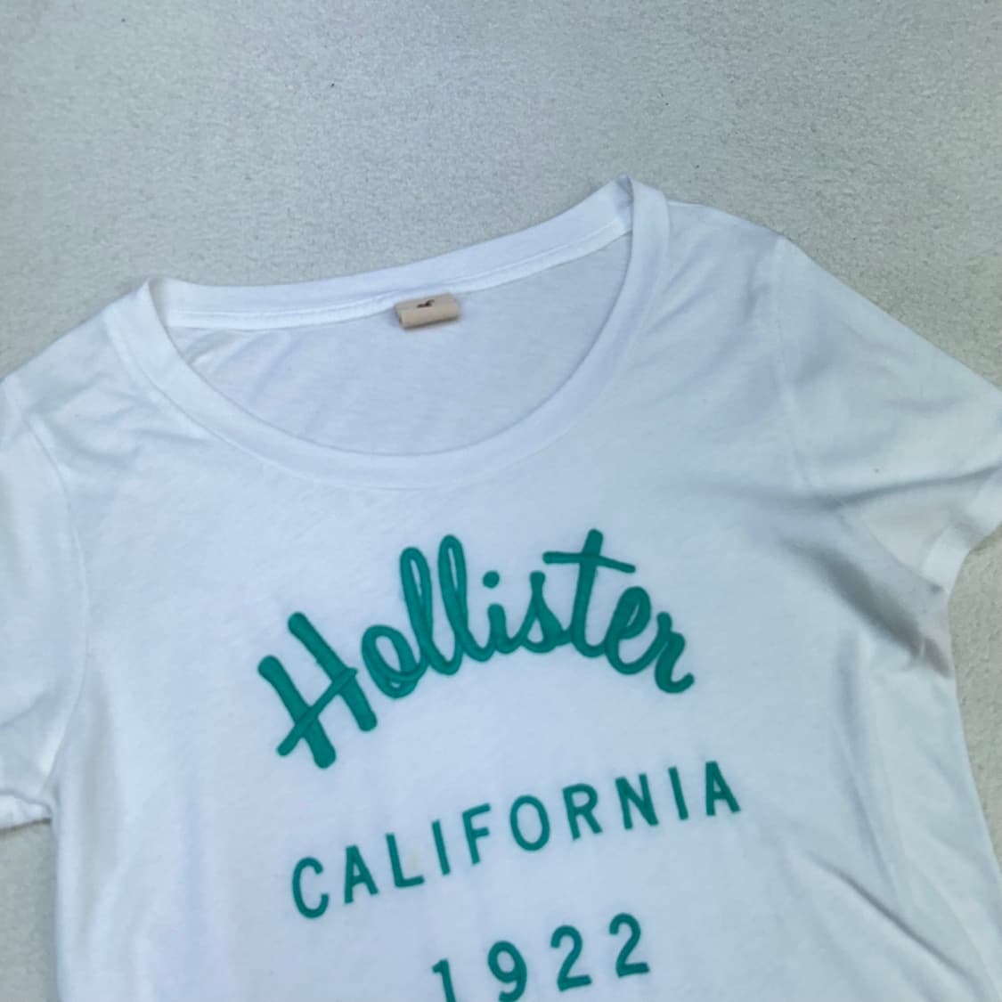 Hollister white T-shirts 상품이미지4