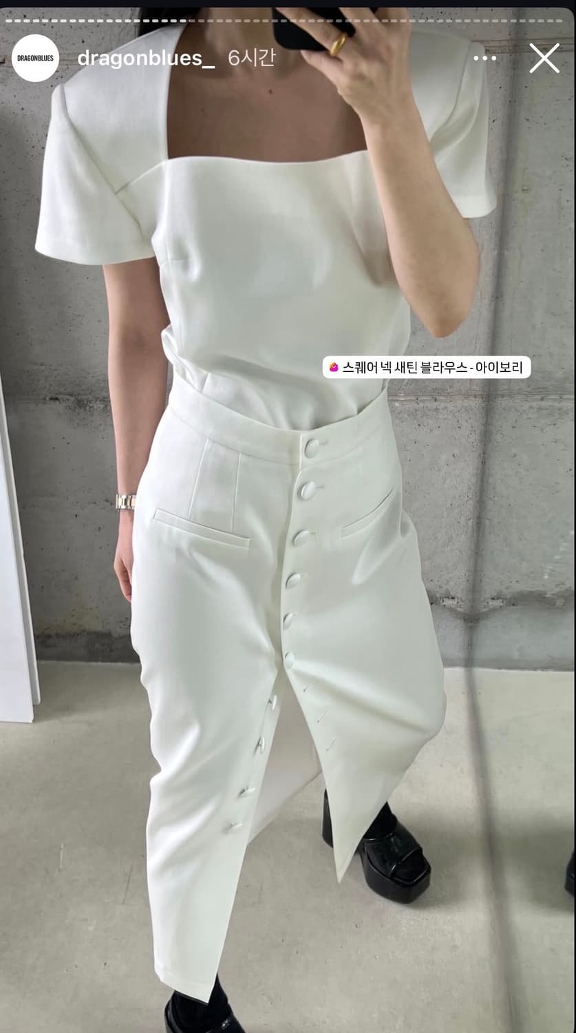 새상품) 드래곤블루스 DRAGONBLUES 스퀘어 넥 새틴 블라우스 S 상품이미지3