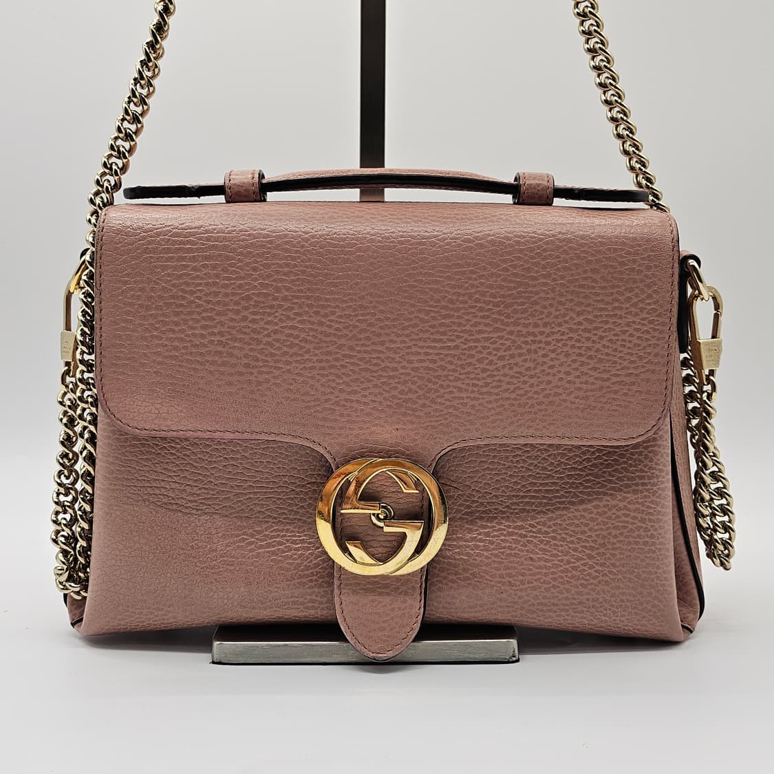 구찌 인터로킹 체인 숄더백 상품이미지2