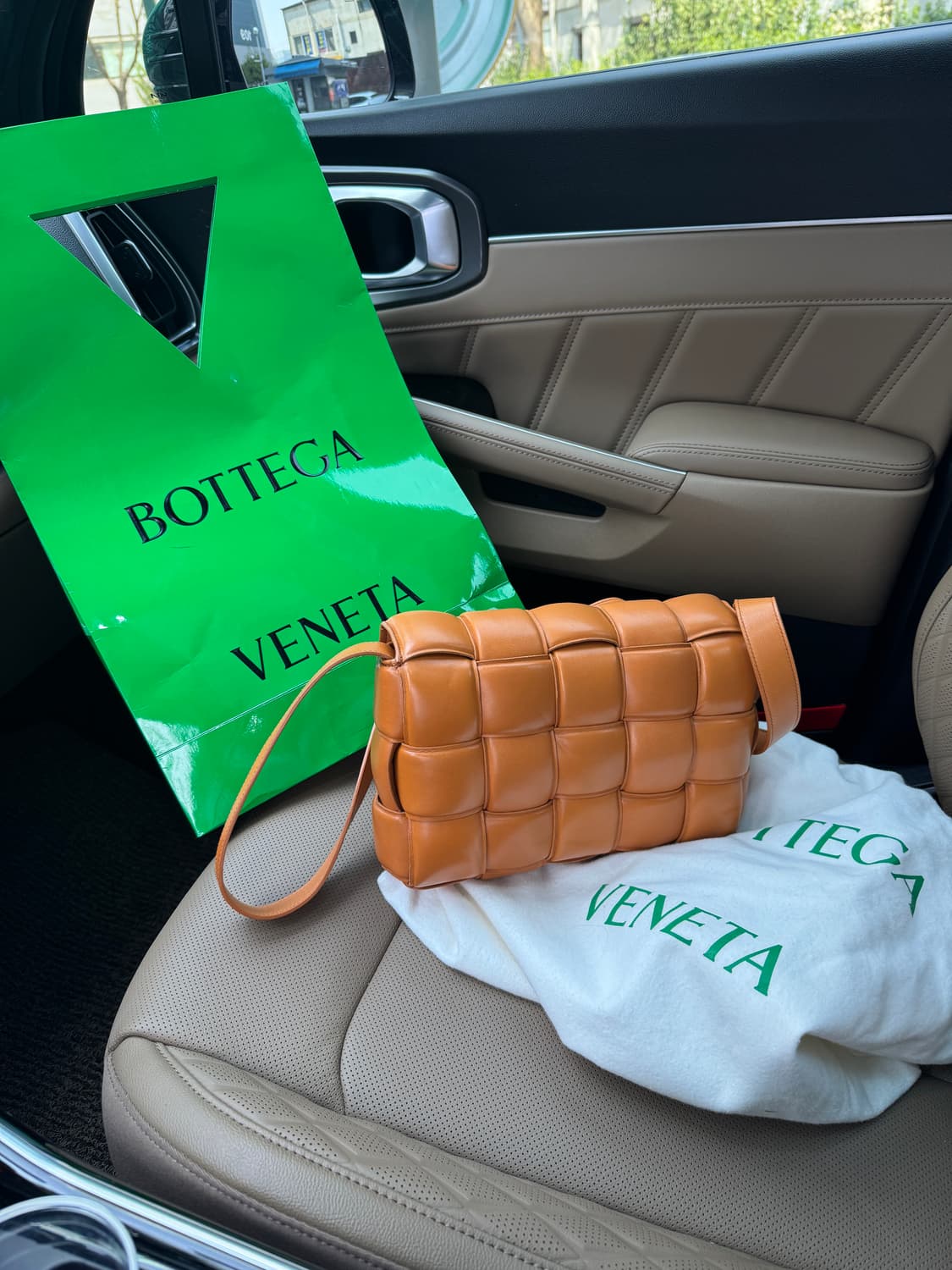 보테가베네타 카세트백 상품이미지3