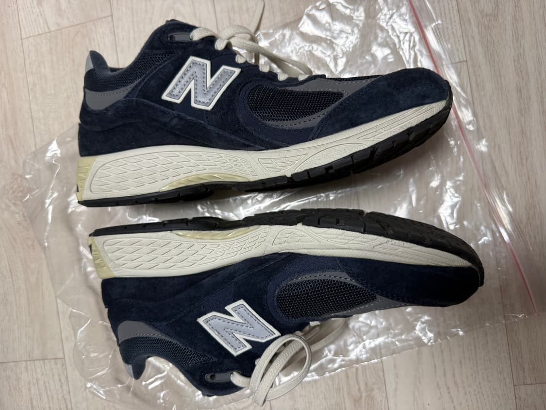 뉴발란스 2002R 이클립스 캐딜락 네이비 260 상품이미지2