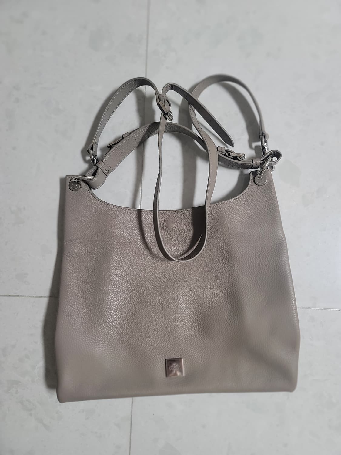 멀버리 가죽 토트백 상태굿

 상품이미지1