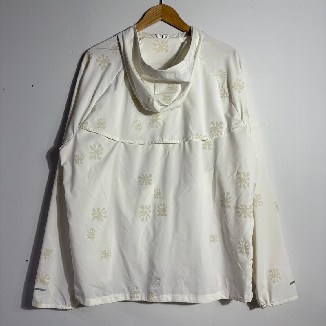 나이키 플라워 패턴 바람막이 자켓 (무료배송) 상품이미지6