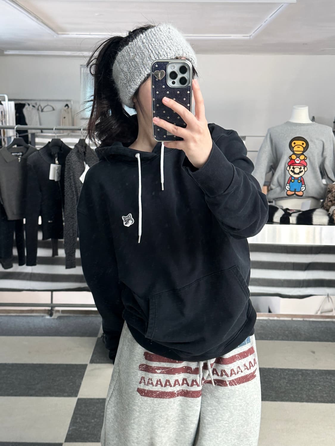 메종키츠네 그레이 폭스헤드 블랙 후드티  상품이미지3