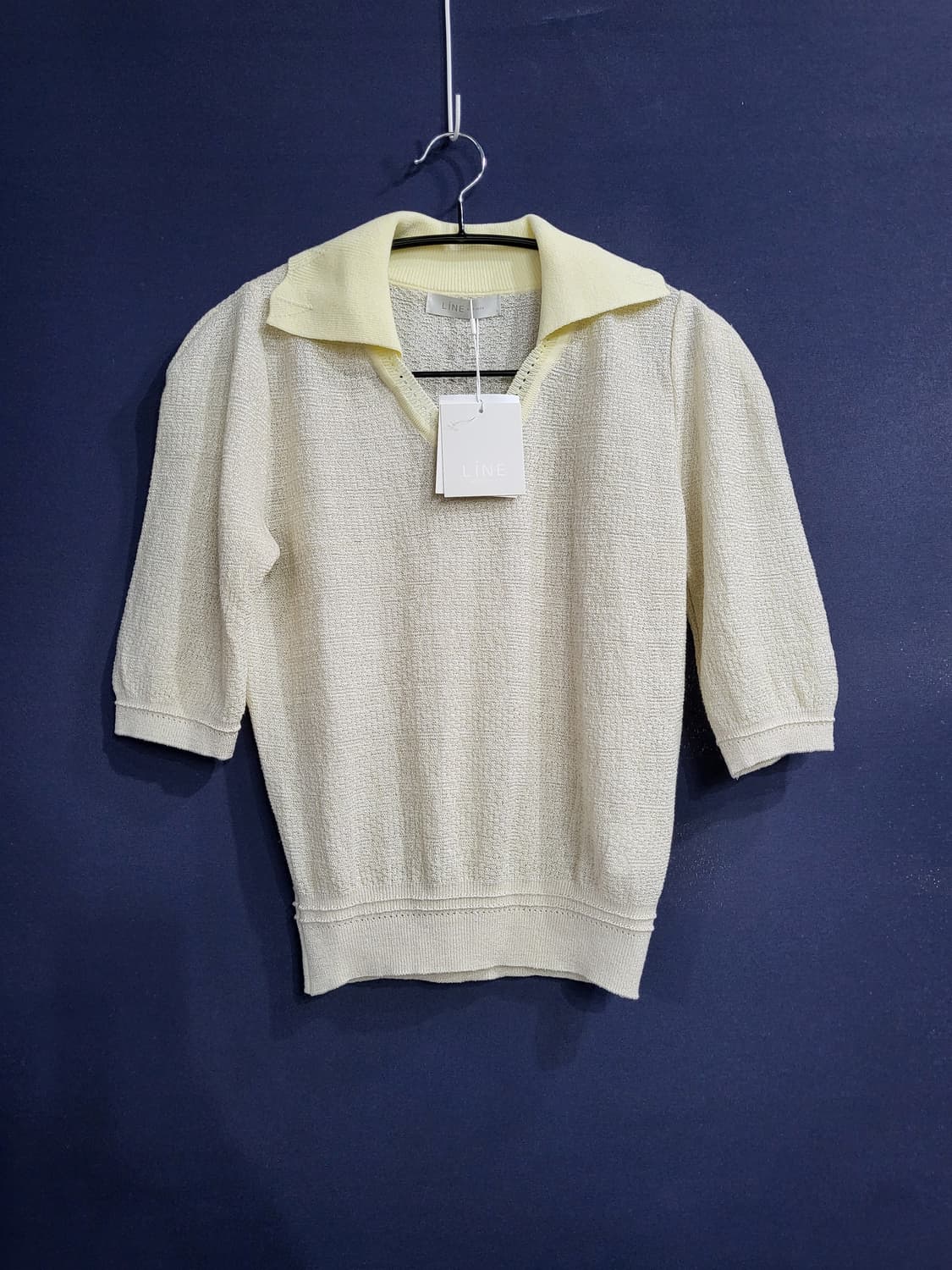 LiNE 라인 브이넥 금사 니트(새상품) 상품이미지1