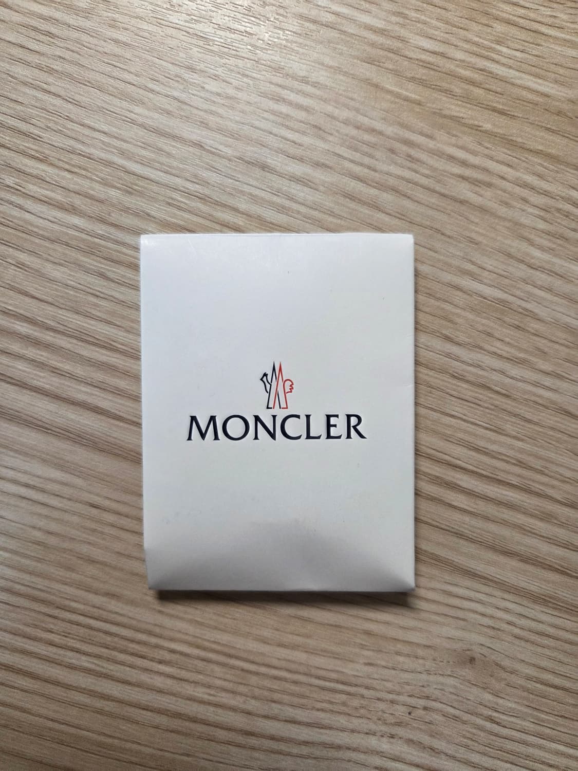 몽클레어 여분 단추 상품이미지1