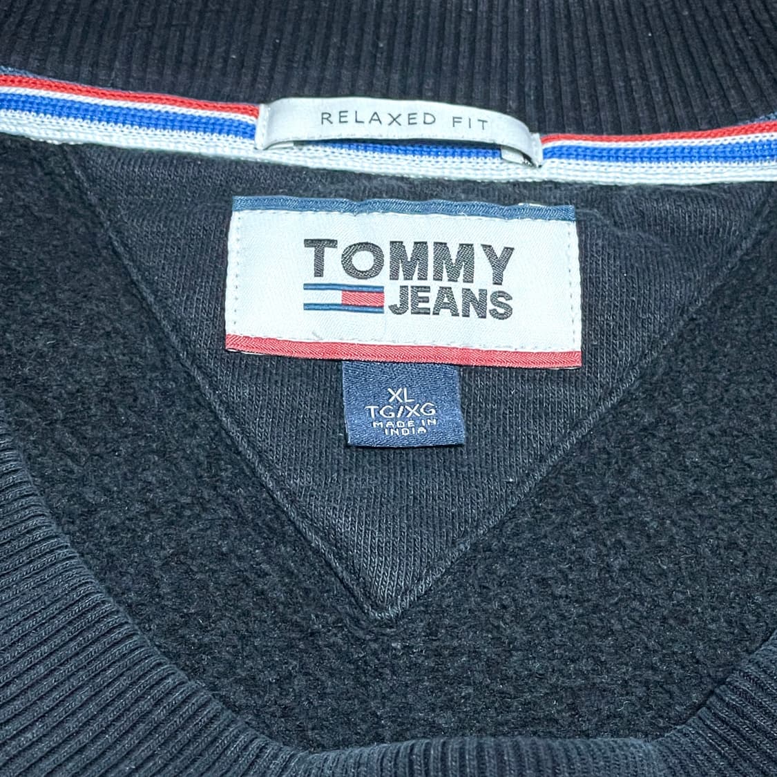 타미진스 스펠로고 블랙 기모 맨투맨 남성XL 상품이미지4