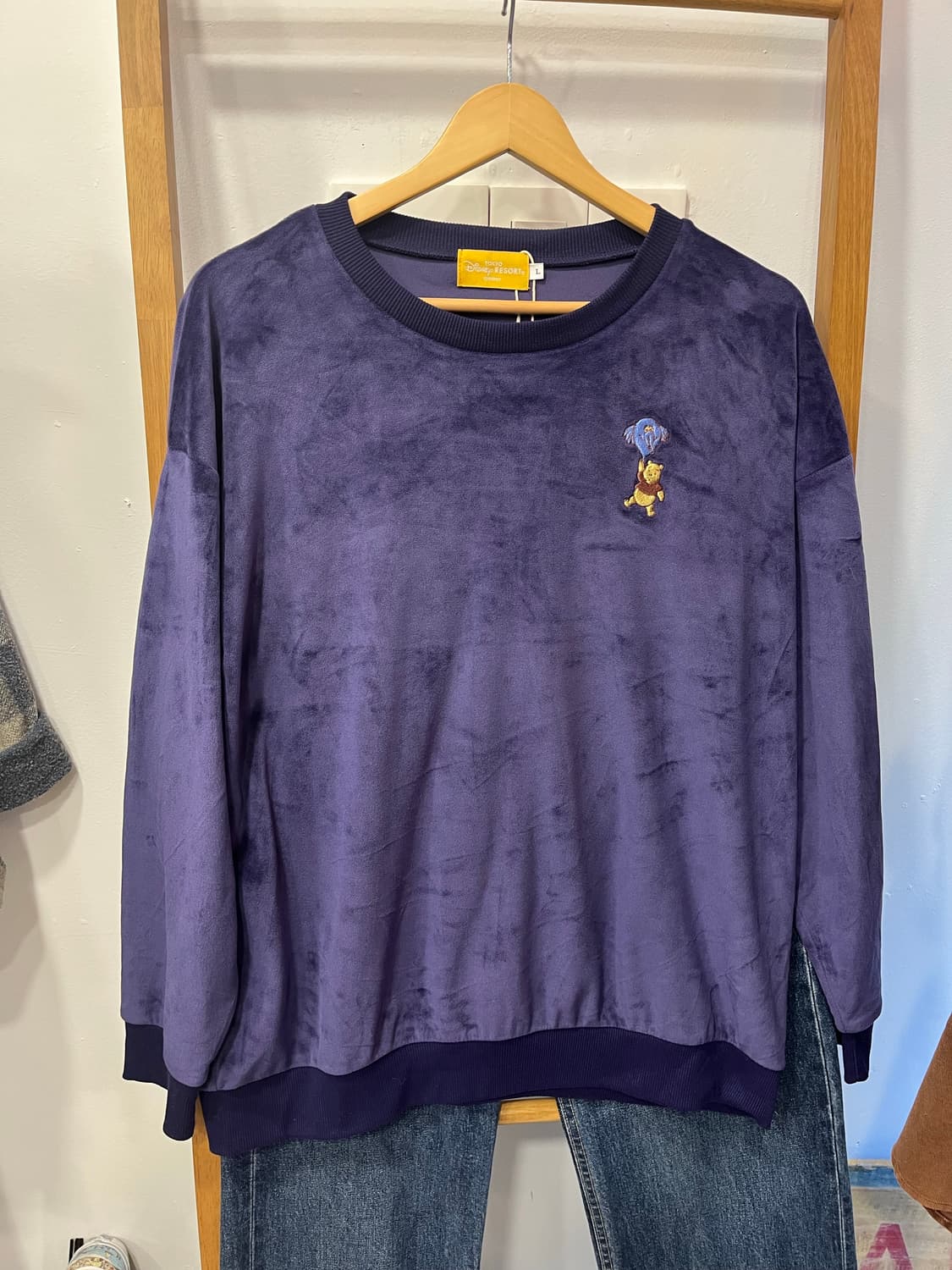 도쿄 디즈니 리조트 푸 벨벳 맨투맨 L 상품이미지1