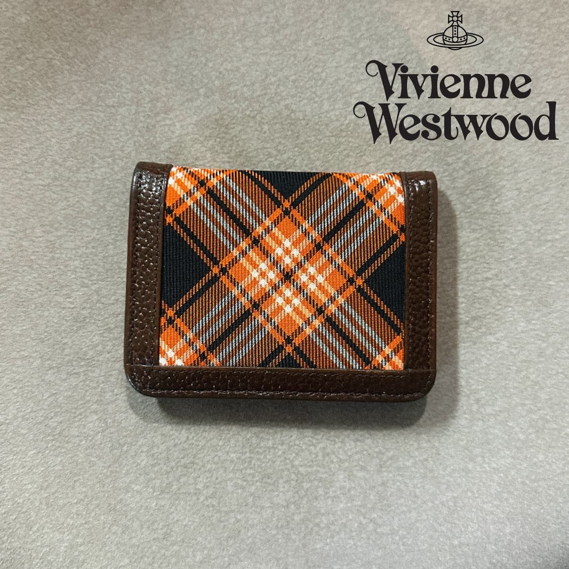 [희귀] 비비안웨스트우드 스터드 카드지갑 반지갑 상품이미지3