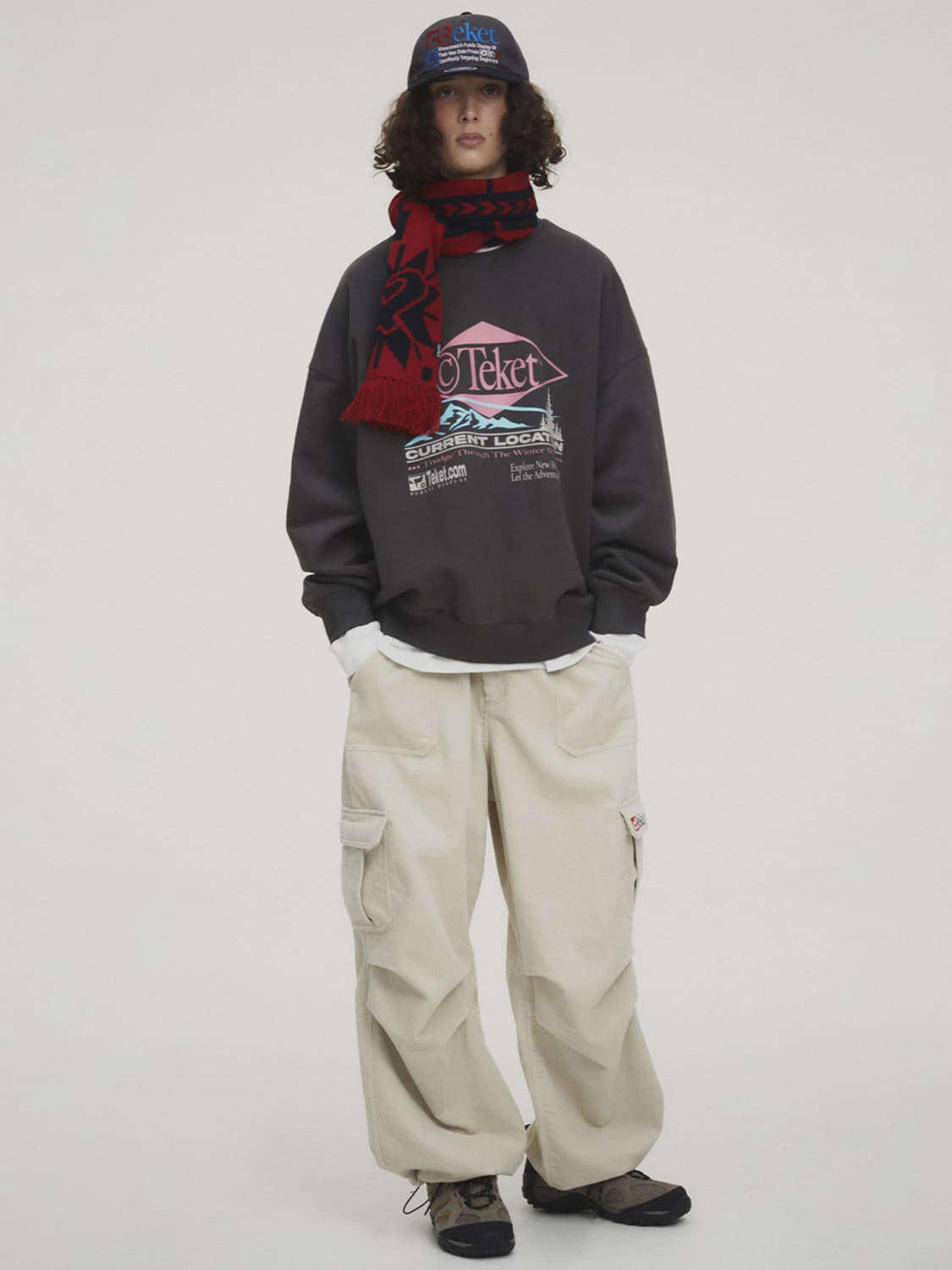 테켓 리조트 맨투맨 챠콜 상품이미지4