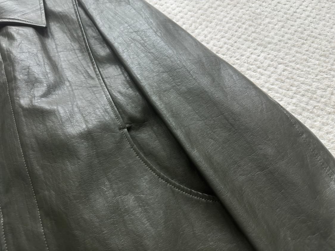 르마드 비건 레더 절개 자켓 - 딥그린 3size 상품이미지5