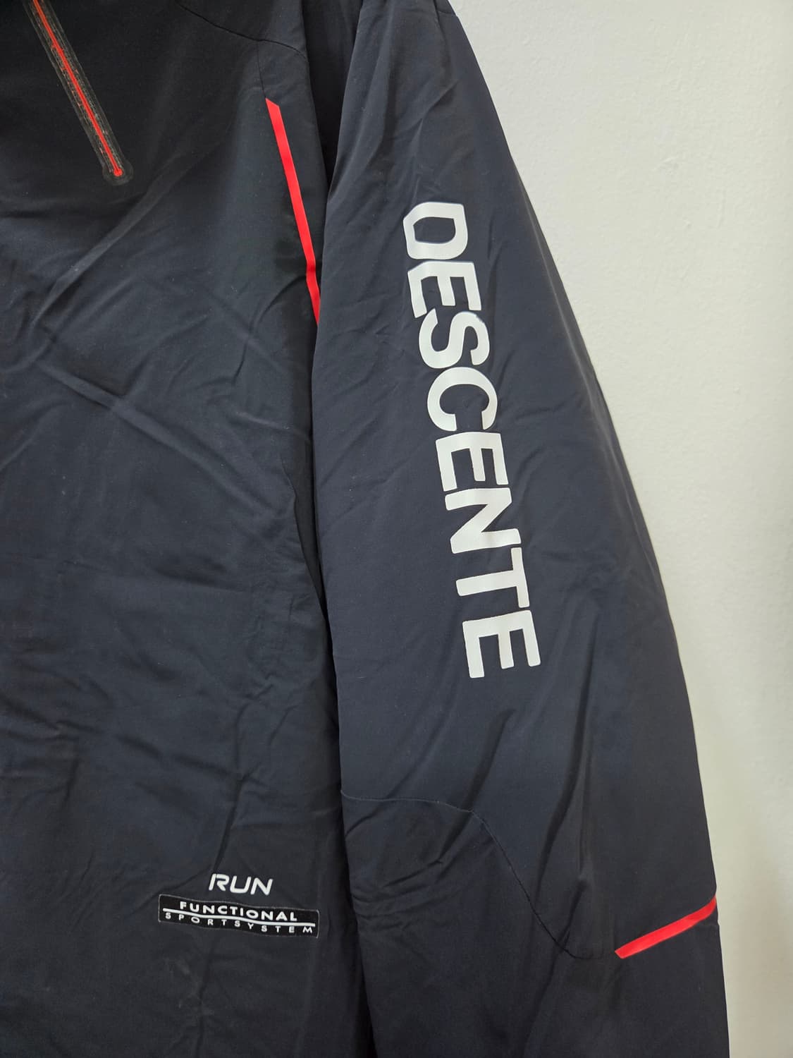 데상트 빵빵한 다운패딩 남자 105 상품이미지2