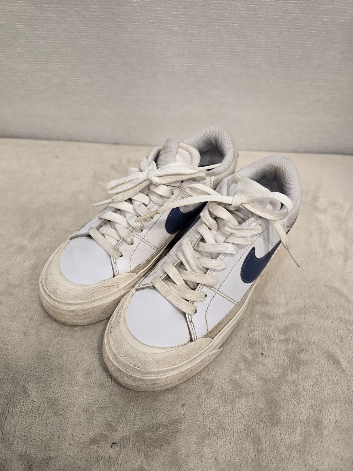 나이키 코트 레거시 리프트 우먼스 운동화 스니커즈 230mm 상품이미지1