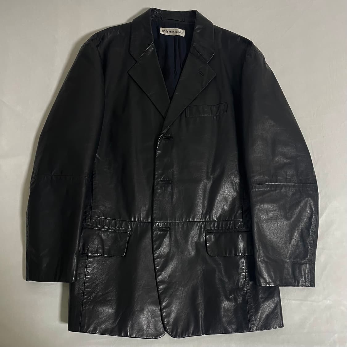 이세이미야케 맨 레더 블레이저 상품이미지2