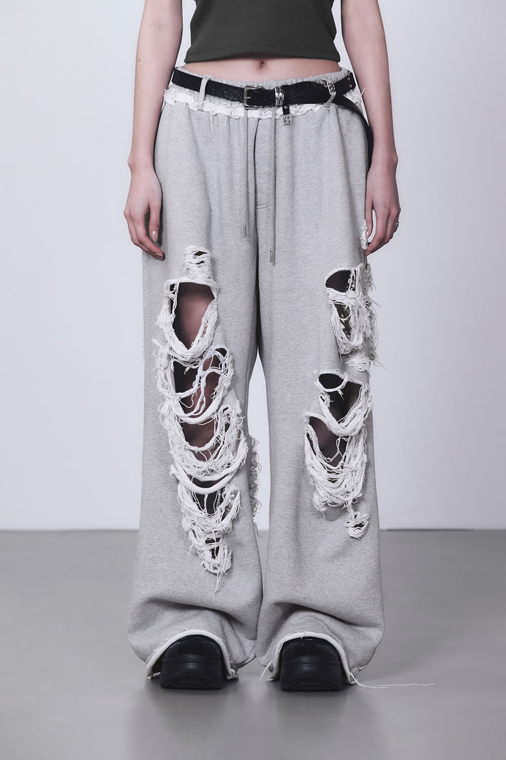 트리밍버드 스크래치 데미지 와이드 스웻 팬츠 그레이 상품이미지1